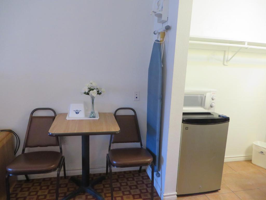 Americas Best Value Inn Weatherford Bilik gambar